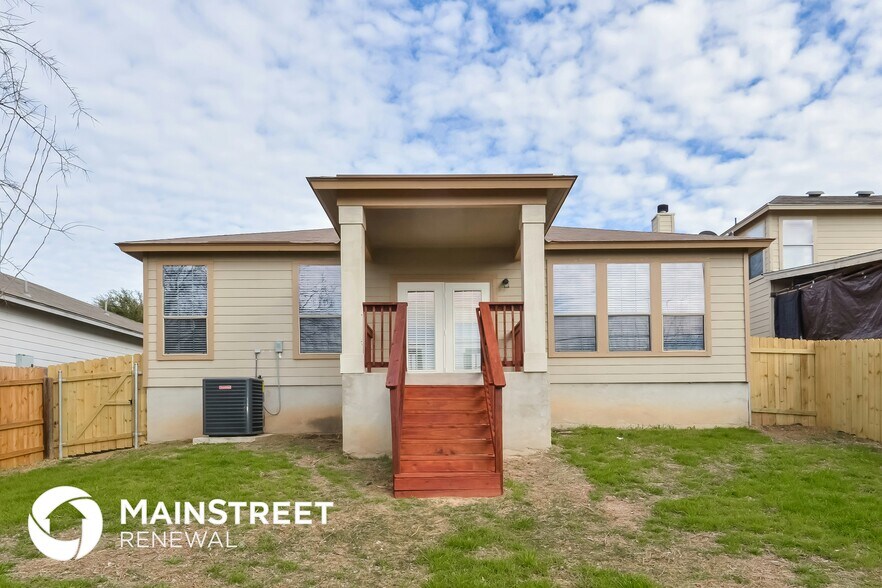 Building Photo - 730 Butler Point
