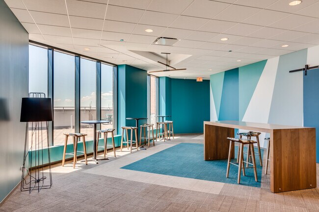 Building Photo - 3660 N Lake Shore Dr