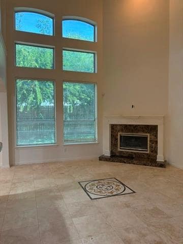 Building Photo - 508 Briar Oaks Dr