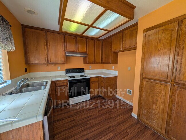 Building Photo - 317 Ridgecrest Cir