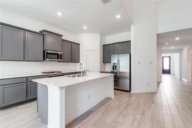 Building Photo - 8129 Lindheimer Ln