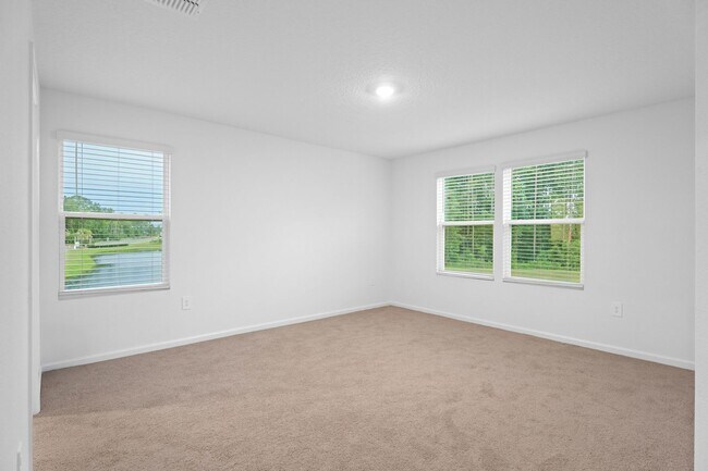 Building Photo - End Unit
