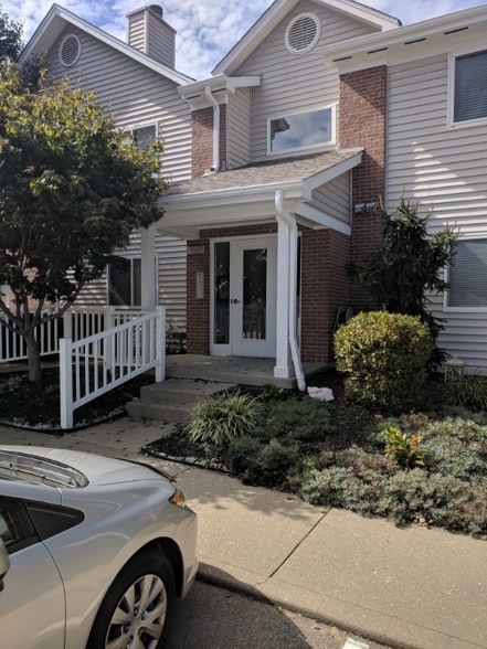 Building Photo - 8507 Island Pines Dr