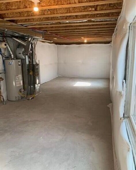 Building Photo - 6793 Galpin Dr