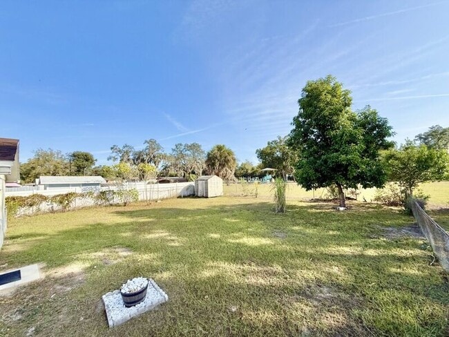 Building Photo - 1221 Jewel Ave