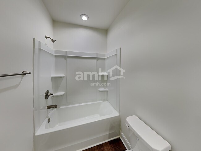 Building Photo - 6188 Bridlewood Ln