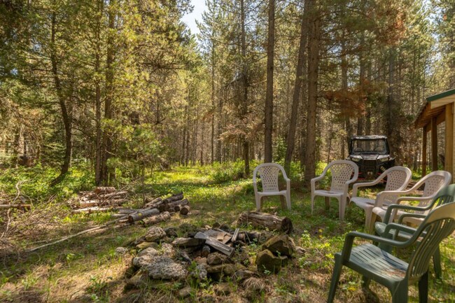 Building Photo - 3627 Bills Loop Rd