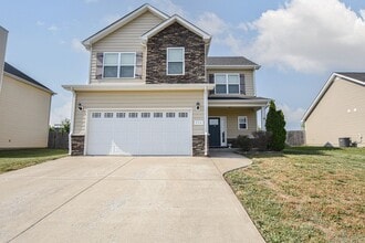 Building Photo - Pet Friendly Three Bedroom!