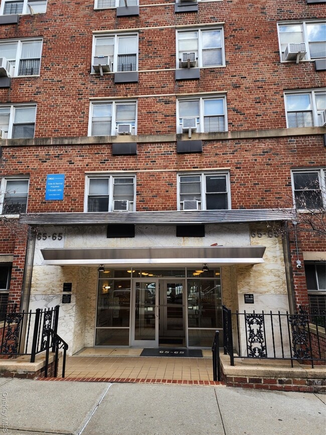 Building Photo - 65-65 Wetherole St