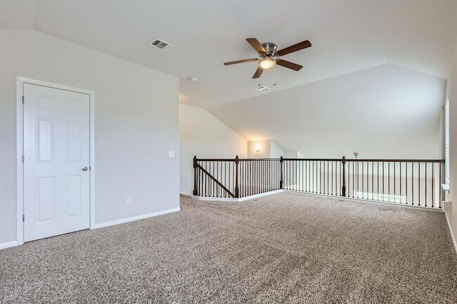 Building Photo - 112 Jude Cir