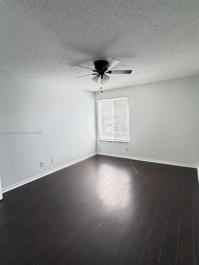 Building Photo - 12950 Vista Isles Dr