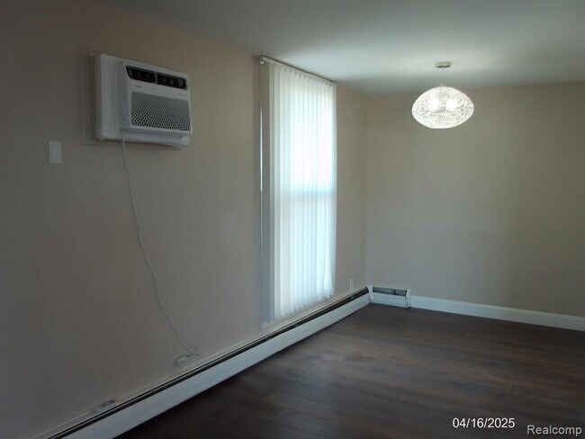 Building Photo - 1941 Orleans St