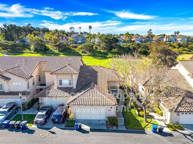 Building Photo - 2394-A Greenbriar Dr