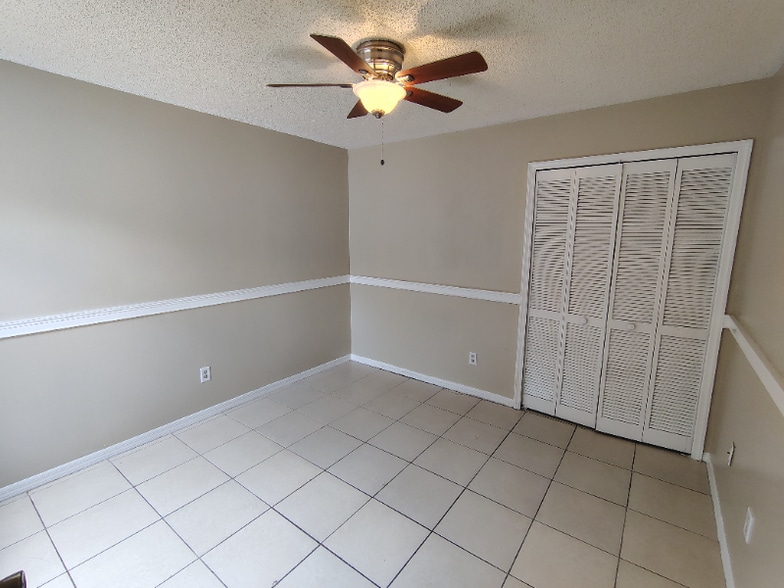 Building Photo - 6560 Chantry St