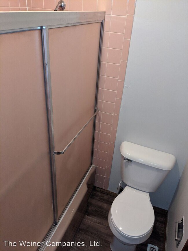 Building Photo - 310 W Washington St