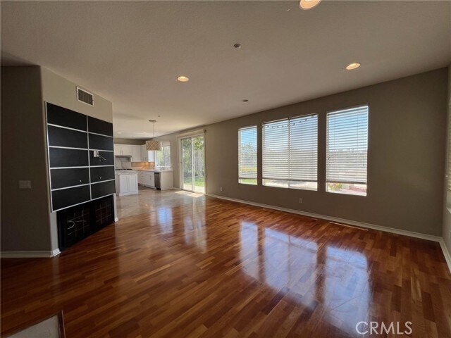 Building Photo - 20 Sunswept Mesa
