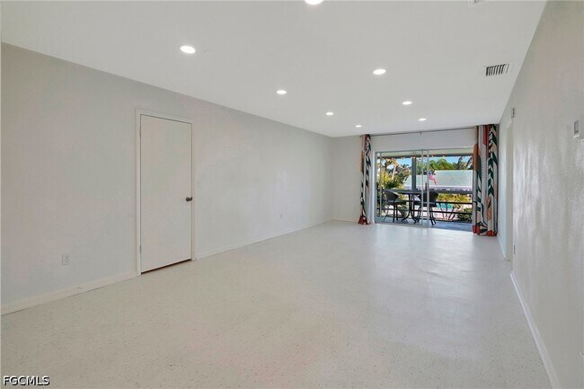 Building Photo - 6731 Panther Ln