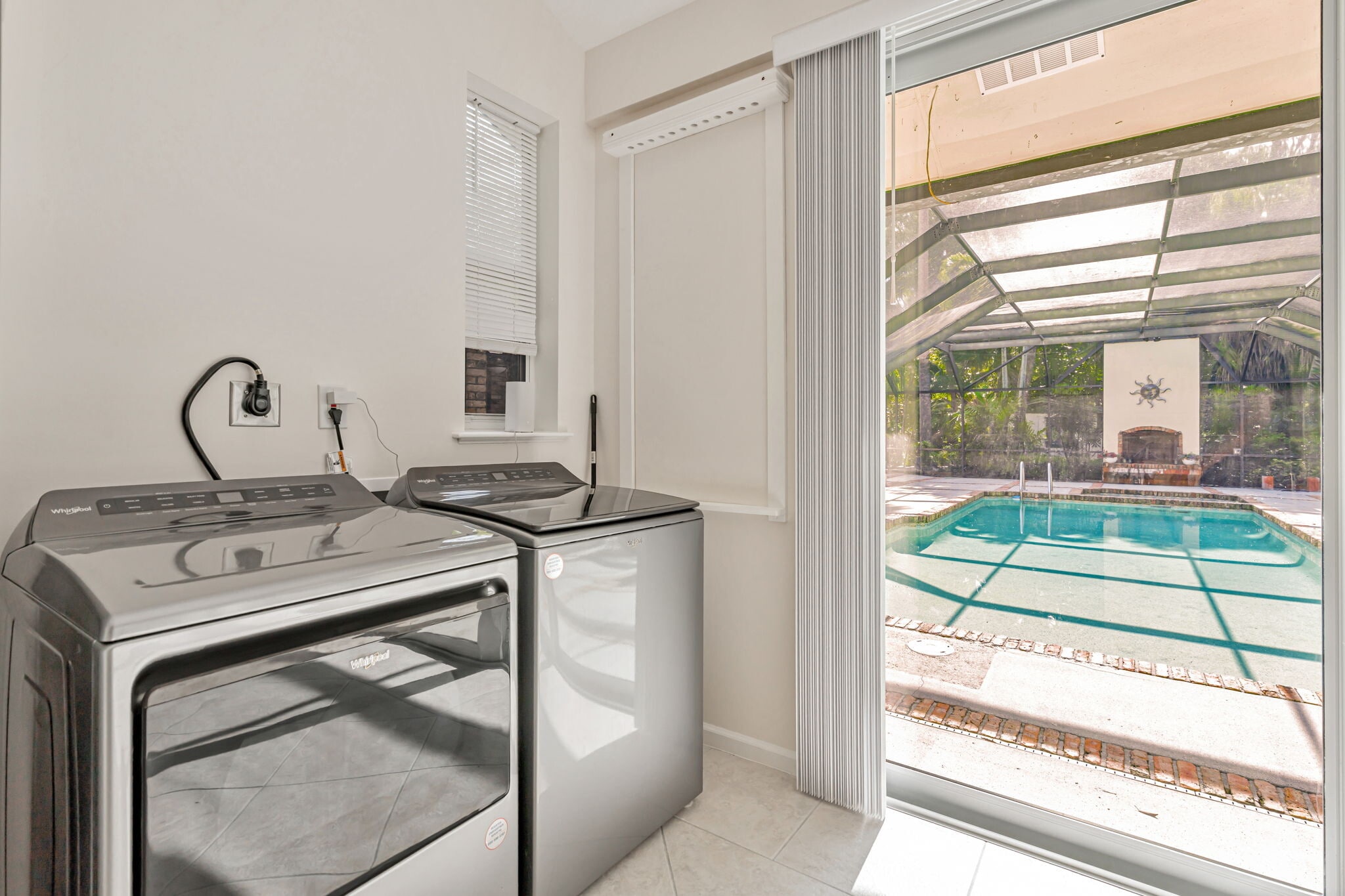 Building Photo - 6235 4th St