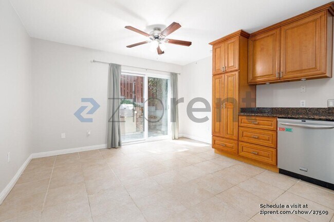 Building Photo - 280 Ritchey St