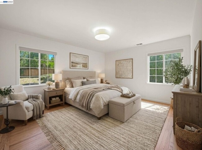 Building Photo - 72 Orchard Ct