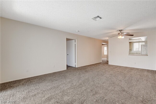 Building Photo - 7100 W Pirates Cove Rd