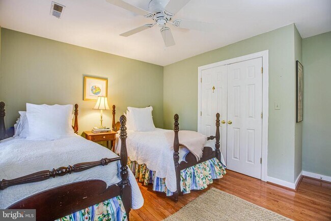 Building Photo - 20 Aiken Rd