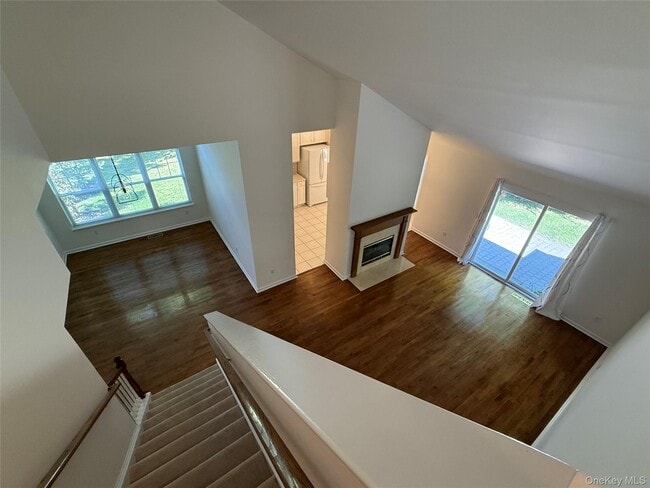 Building Photo - 33 Osborne Glen