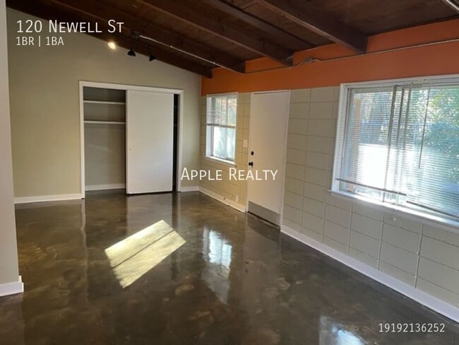 Building Photo - 120 Newell St