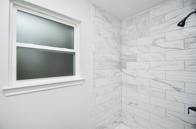 Building Photo - 210 A J Meekins Rd