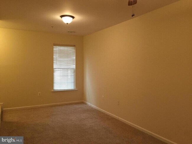 Building Photo - 11402 Gate Hill Pl