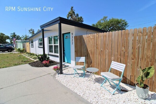 Primary Photo - 9322 88th Way N