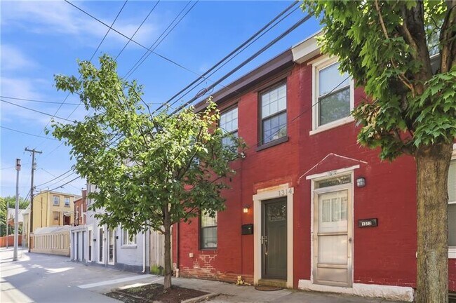 Building Photo - 1314 Sarah St