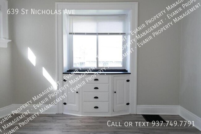 Building Photo - 639 St Nicholas Ave