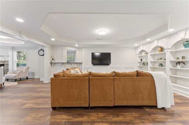 Building Photo - 6005 Oakbury Ln