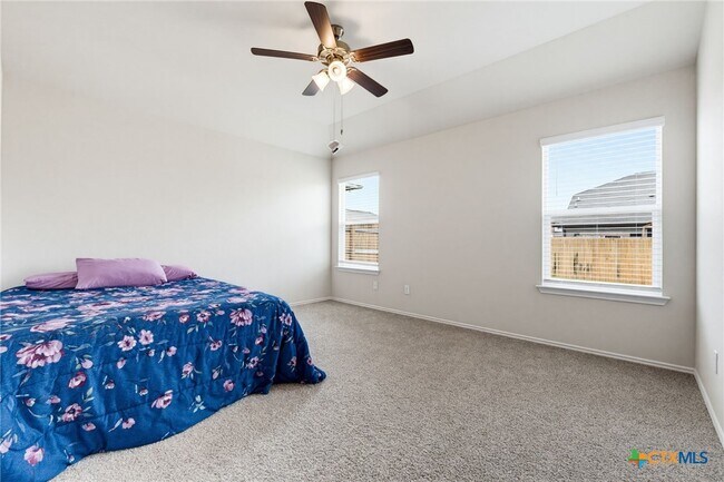 Building Photo - 2225 Oregano Ct