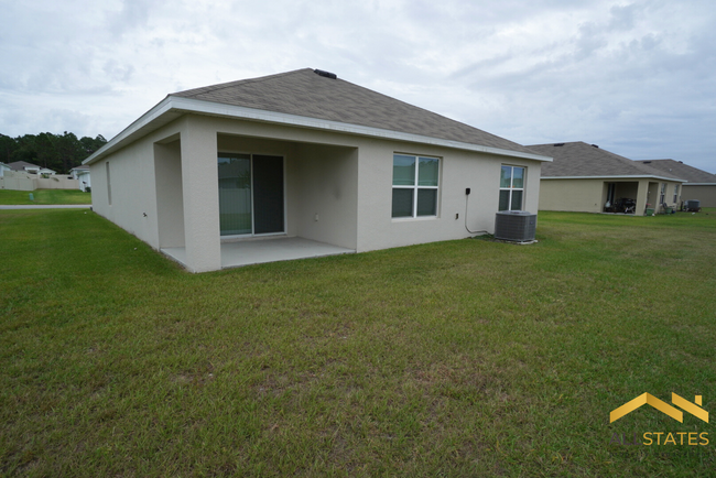 Building Photo - 640 SE 65th Terrace