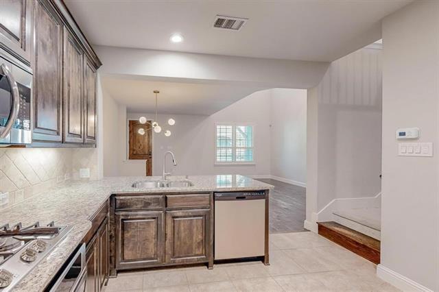 Building Photo - 4646 Rhett Ln