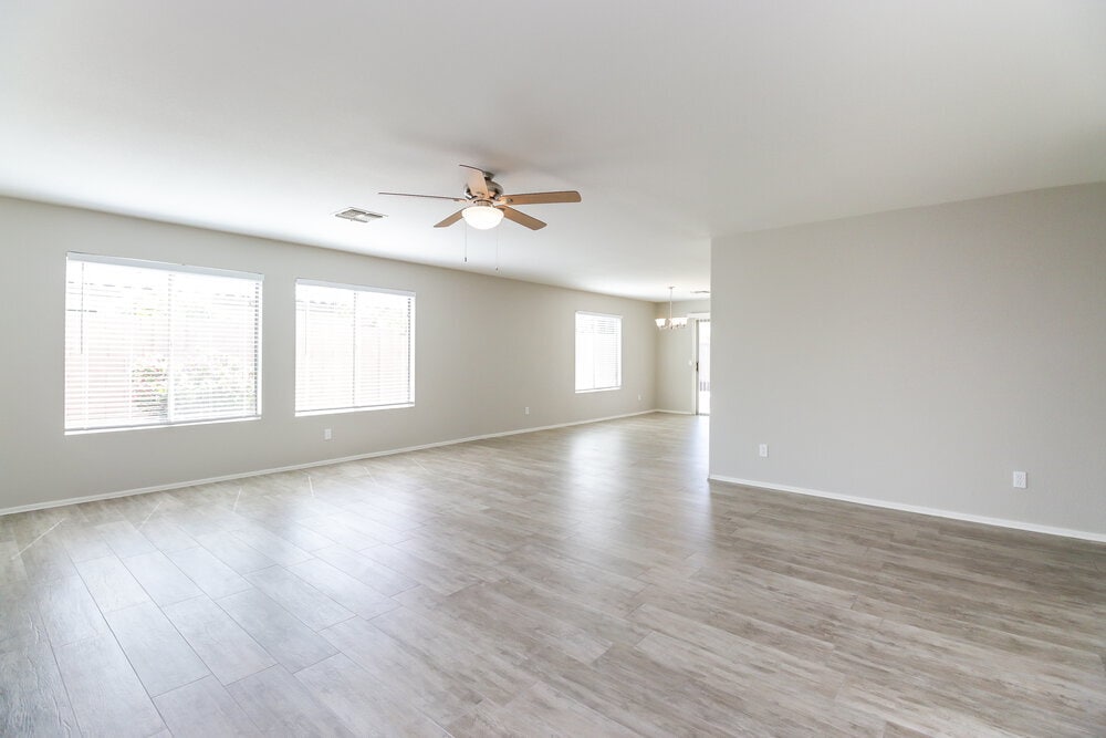 Building Photo - 16071 W Adams St