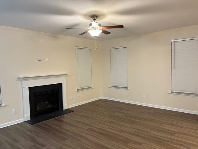 Building Photo - 230 Wading Bird Loop