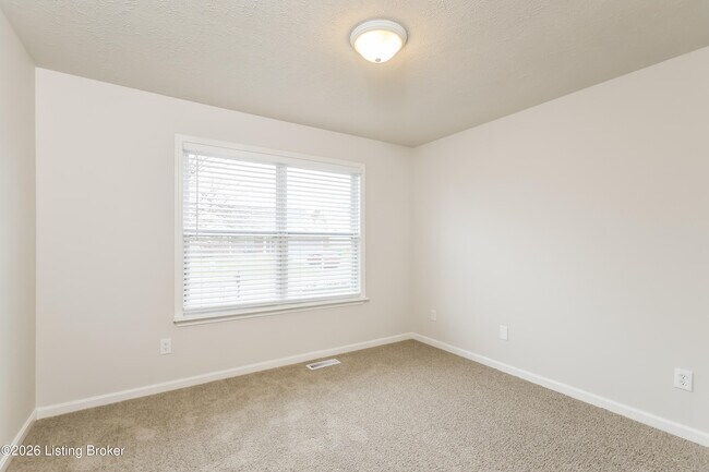 Building Photo - 5011 Cronin Dr