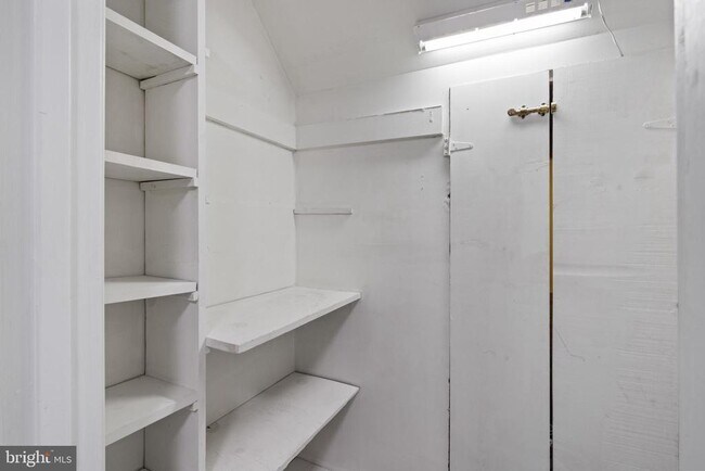 Building Photo - 5412 Wycklow Ct