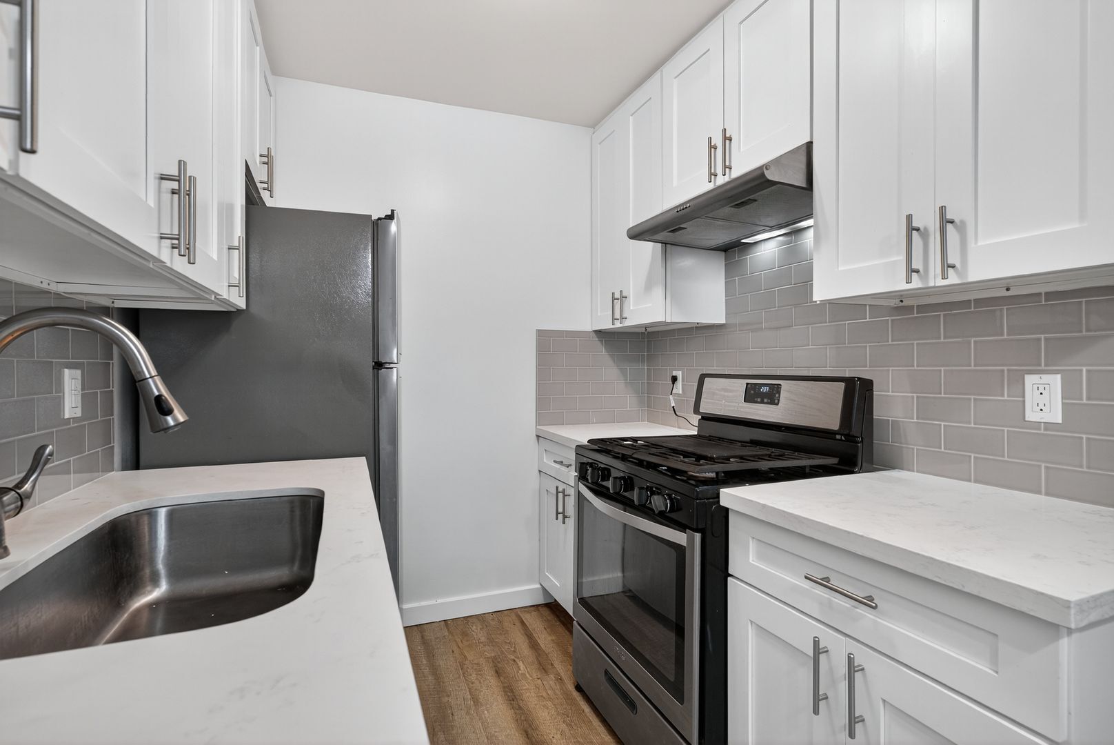 Building Photo - 1751 Cabrillo Ave