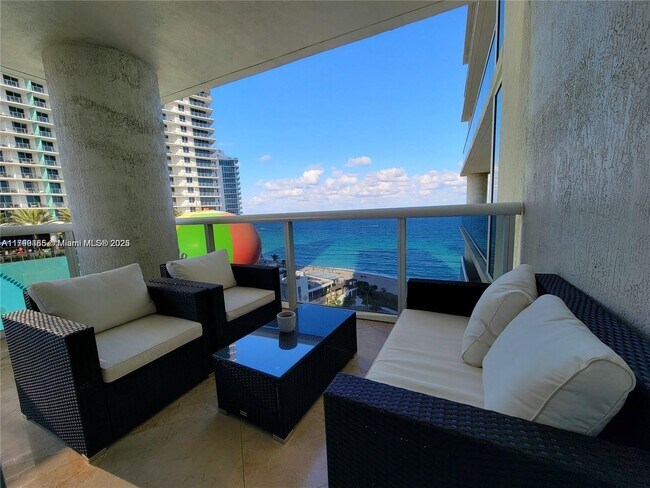 Building Photo - 1800 S Ocean Dr