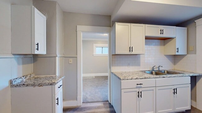 Building Photo - Cudell Area - 3 Bedroom - 1 Bath - Single ...