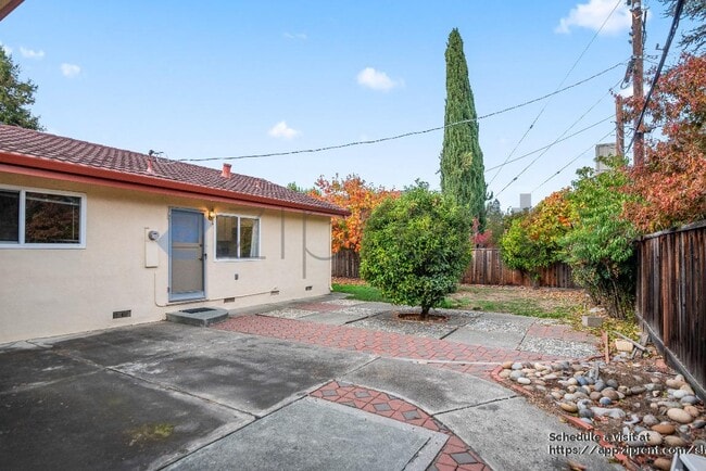 Building Photo - 20365 Silverado Ave