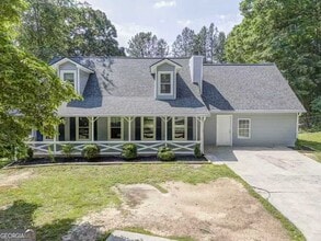 Building Photo - 133 Bishop Rd NW