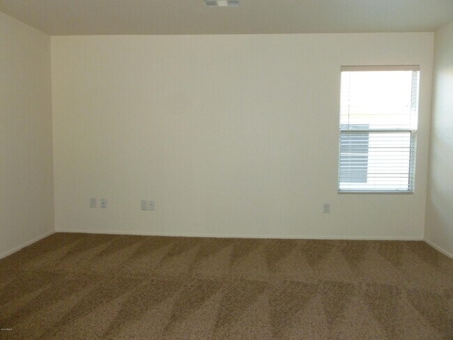 Building Photo - 13437 W Rhine Ln