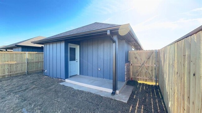 Building Photo - 1219 NW 113th St