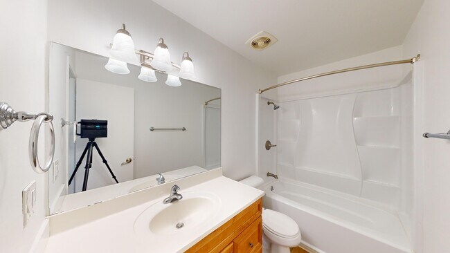 Building Photo - 390 Alameda del Prado