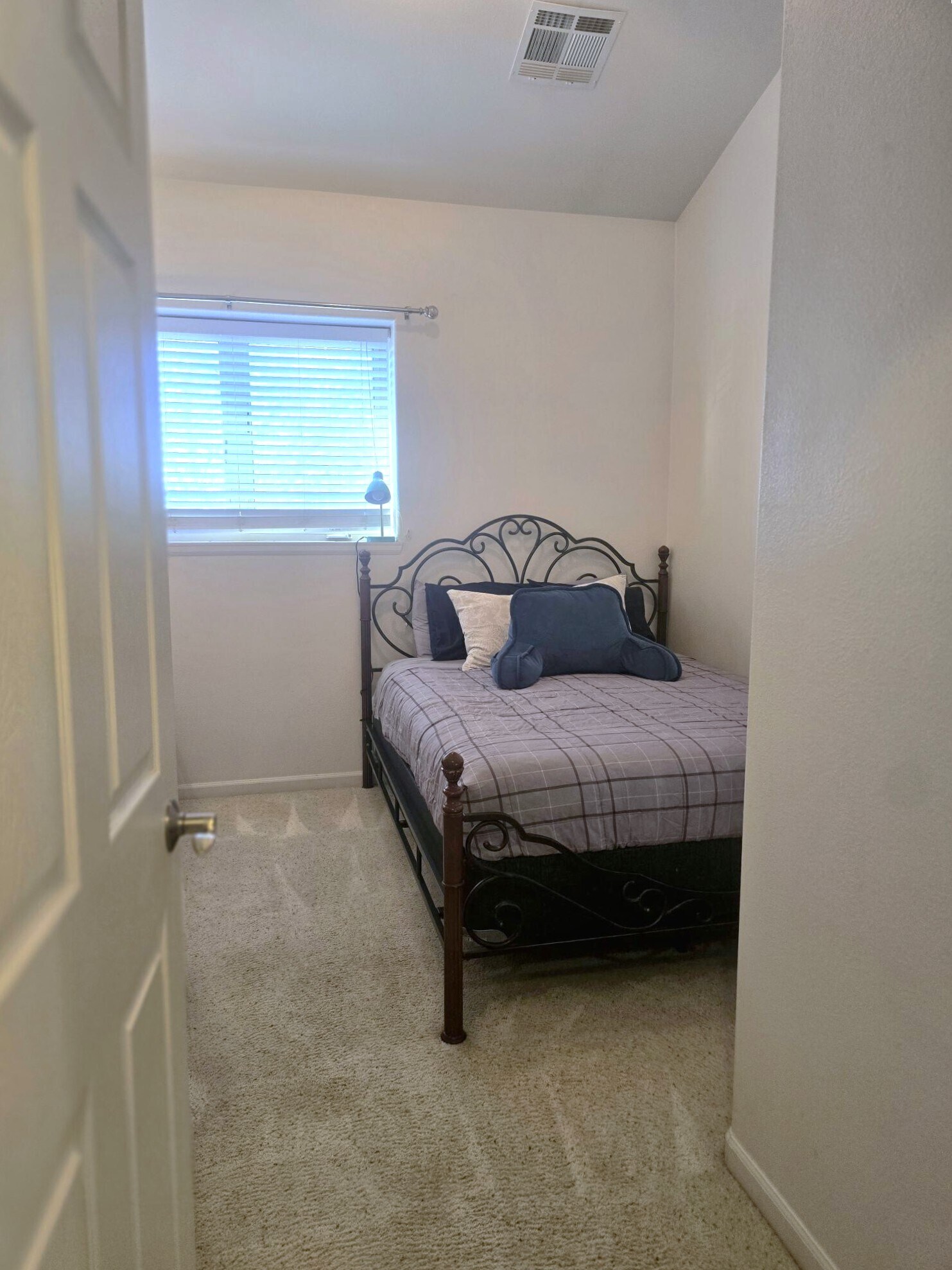 Building Photo - 1206 Walnut Ave